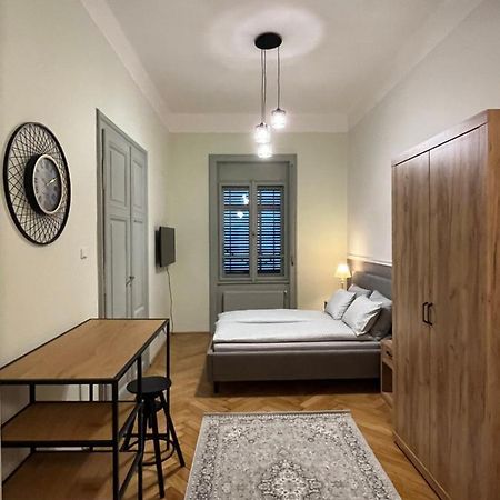 Barty Downtown Apart 1 Timisoara Exterior photo